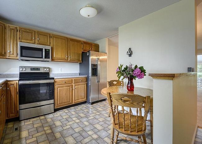 1 Wesley Rd, Condo with 4 bedrooms, 2 bathrooms and null parking in Keene NH | Image 8