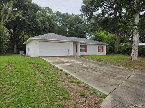 3279 Se 131st St, Belleview, FL, 34420-8617 | Card Image