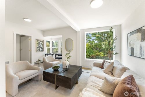 5154 S Creston St, Seattle, WA, 98178-2110 | Card Image