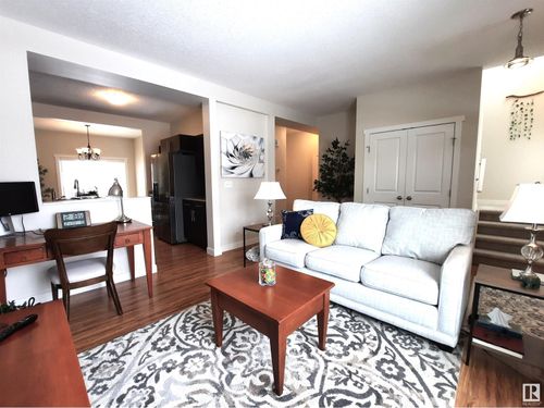 7-300 Queen St, Spruce Grove, AB, T7X2J1 | Card Image