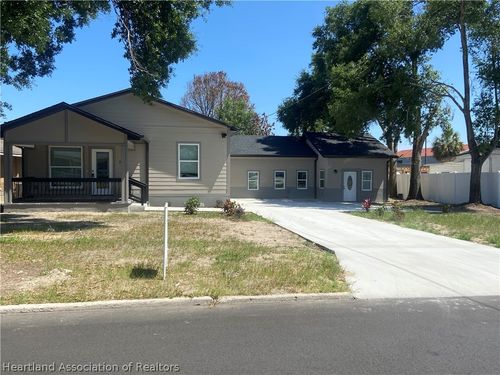 207 Avenue E Se, Winter Haven, FL, 33880-3541 | Card Image