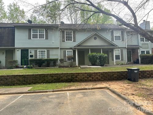 3912 Briarhill Dr, Charlotte, NC, 28215-3935 | Card Image