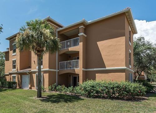 202-5080 Fairways Cir, Vero Beach, FL, 32967-7443 | Card Image