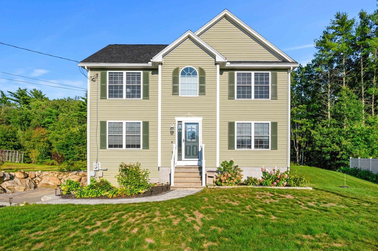 Hilbren Rd, Weare, NH 03281