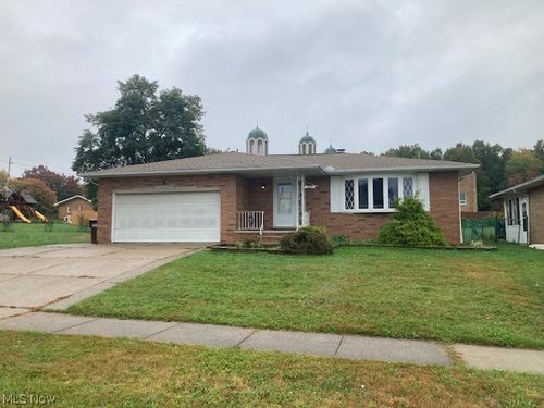 1201 Winchester Drive, Parma, OH, 44134 | Card Image