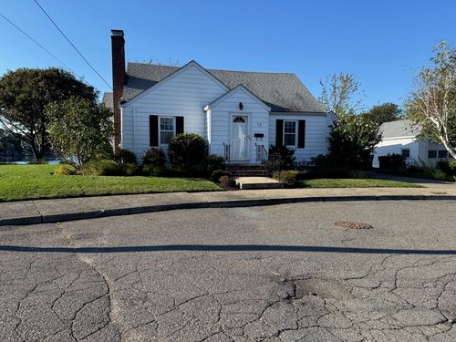 12 Pond View Rd, Lynn, MA, 01904-2206 | Card Image