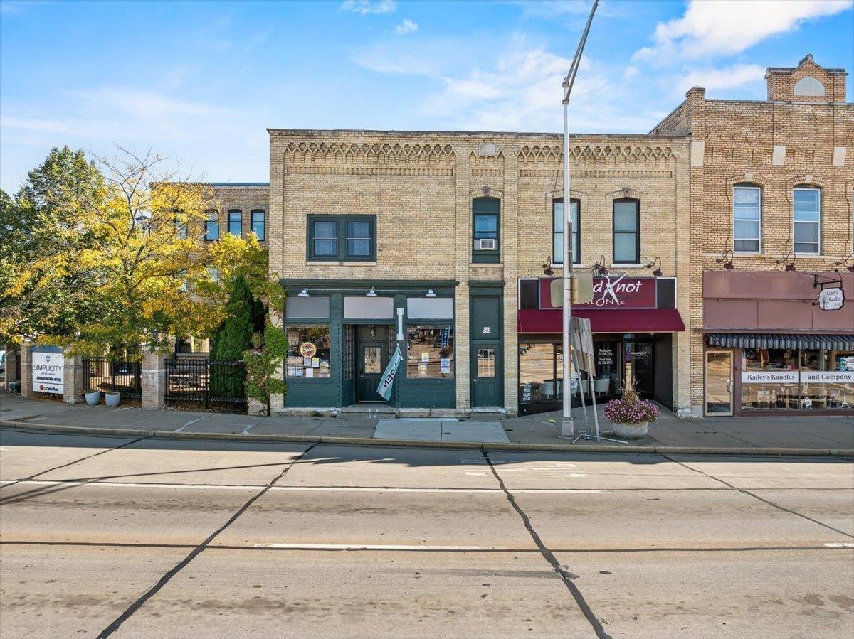107 Central Ave, Marshfield, WI 54449-2834