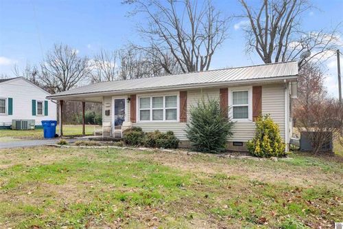 530 Elm St, Clinton, KY, 42031-1416 | Card Image