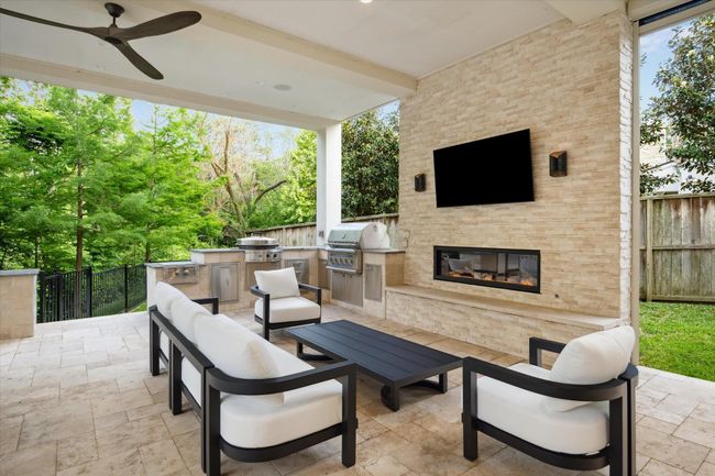 E - 22 E Shady Ln, House other with 5 bedrooms, 5 bathrooms and 3 parking in Houston TX | Image 42