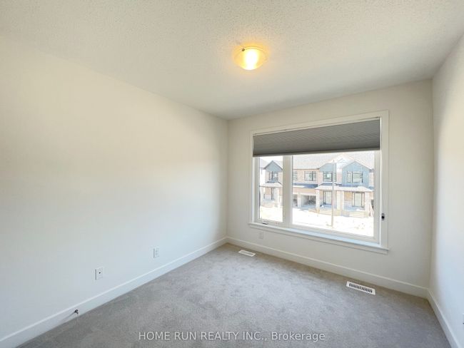 629 Rathburn Lane, House attached with 3 bedrooms, 3 bathrooms and 1 parking in Gloucester ON | Image 10