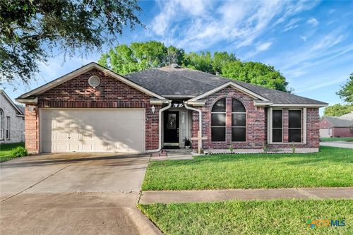 722 Ashland Crk, Victoria, TX, 77901-3698 | Card Image