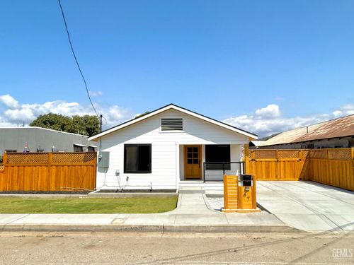 47 W Mcfarlane Dr, Ventura, CA, 93001-1319 | Card Image