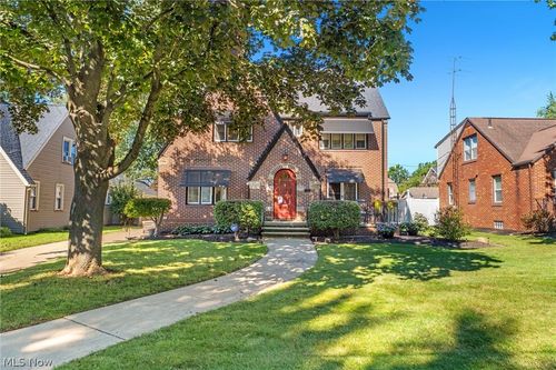 221 Raff Road Nw, Canton, OH, 44718 | Card Image