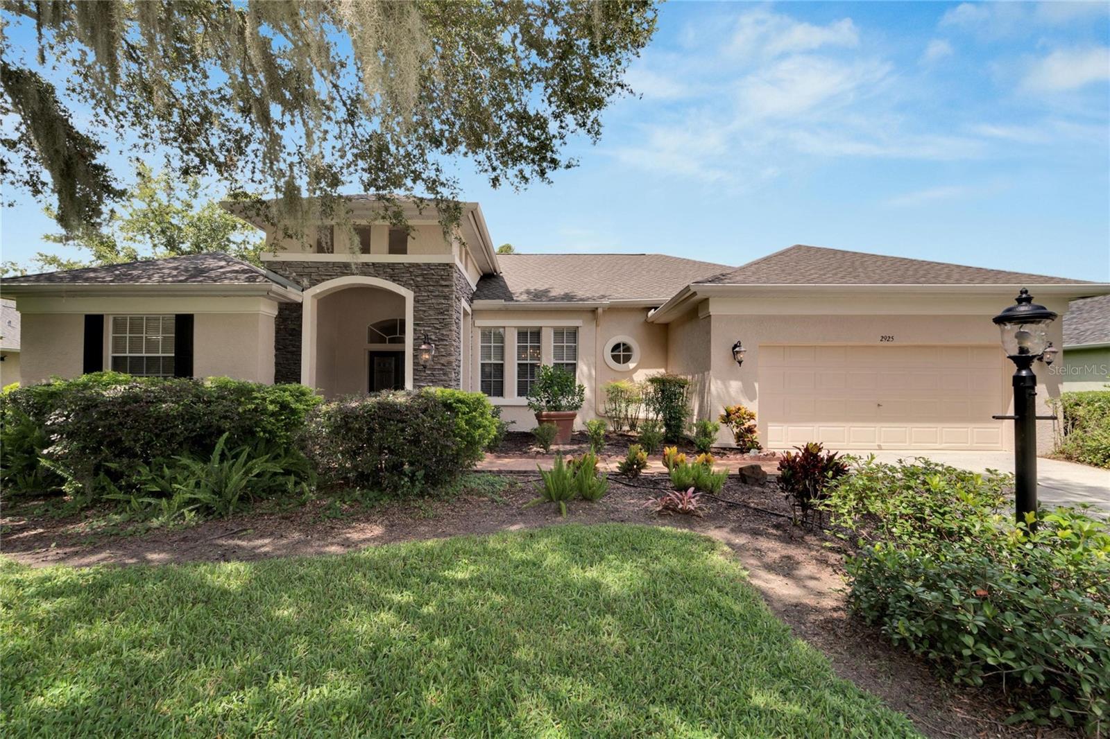 Forest Hammock Dr, Plant City, FL 33566