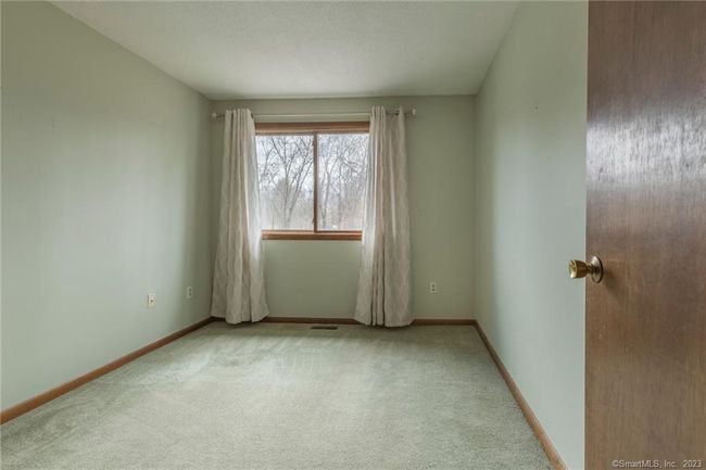 1 - 1 Oak Forest Dr, Condo with 3 bedrooms, 1 bathrooms and 2 parking in Manchester CT | Image 17