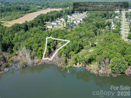 175 Northlake Dr, Statesville, NC, 28677-9786 | Card Image