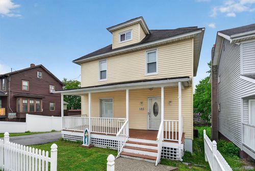 120 Prospect Ave, Middletown, NY, 10940-4014 | Card Image