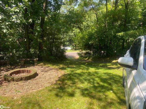 6002 Waukonda Dr, Brooklyn, IA, 52211-9576 | Card Image