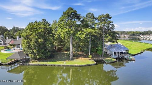 164 Lake Ridge Dr, Madison, MS, 39110-8294 | Card Image