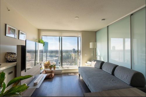 2612-13398 104 Ave, Surrey, BC, V3T1V6 | Card Image