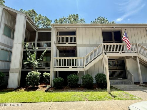 6227 Harbourside Dr, New Bern, NC, 28560-7287 | Card Image
