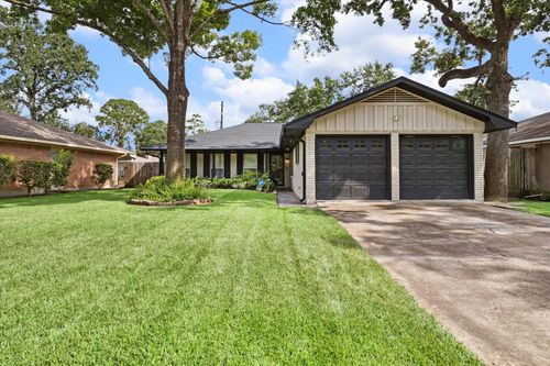 2223 Latexo Dr, Houston, TX, 77018-1716 | Card Image