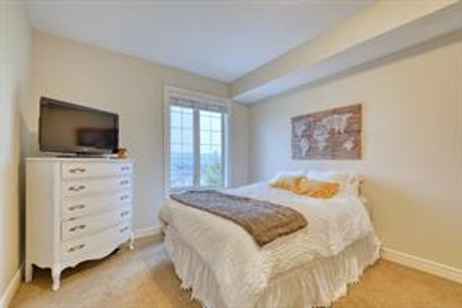 3406 - 15 Sunset Sq, Condo with 2 bedrooms, 2 bathrooms and 2 parking in Cochrane AB | Image 17