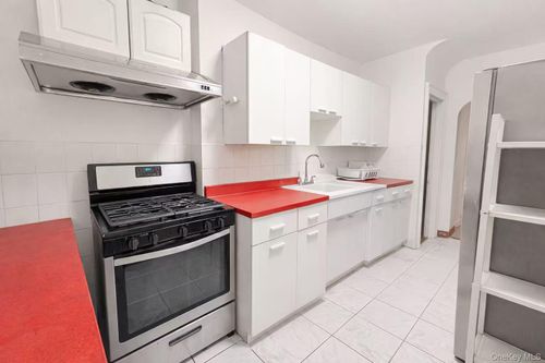 5013 47th St, Woodside, NY, 11377-7327 | Card Image