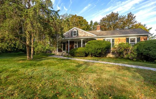 12 N Humiston Dr, Bethany, CT, 06524-3115 | Card Image