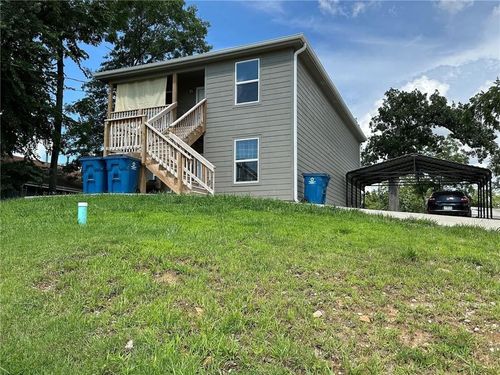 709 S Holden St, Warrensburg, MO, 64093-2624 | Card Image