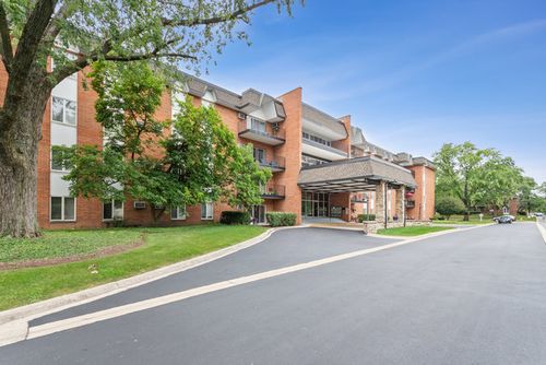 apt-101a-4221 Saratoga Ave, Downers Grove, IL, 60515-1927 | Card Image
