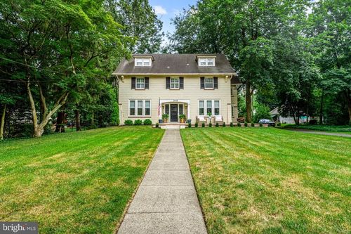 318 E Central Ave, Moorestown, NJ, 08057-3637 | Card Image