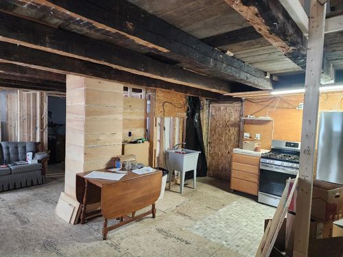 588 Us Route 3, Stratford, NH, 03590-4518 | Card Image