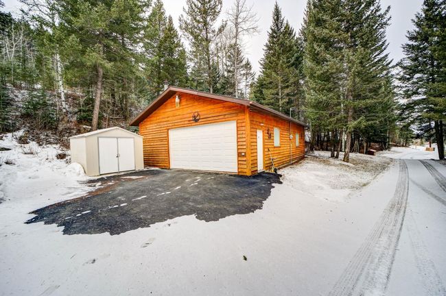 1709 East Hillcrest Drive, House other with 4 bedrooms, 3 bathrooms and null parking in Hillcrest AB | Image 39