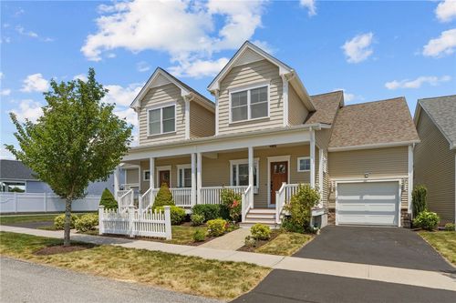 15 Morningside Dr, North Kingstown, RI, 02852-4554 | Card Image