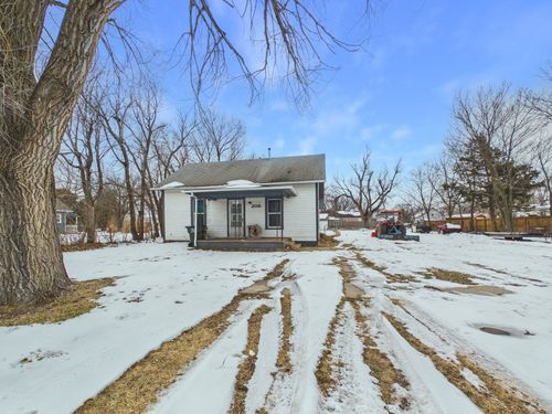 208 S Sedgwick Ave, Burrton, KS, 67020-9291 | Card Image