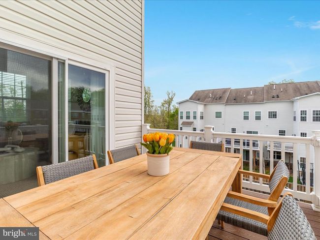 42241 Violet Mist Ter, Townhouse with 4 bedrooms, 4 bathrooms and null parking in BRAMBLETON VA | Image 30