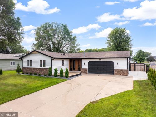 2556 Onyx Dr, Shakopee, MN, 55379-2769 | Card Image