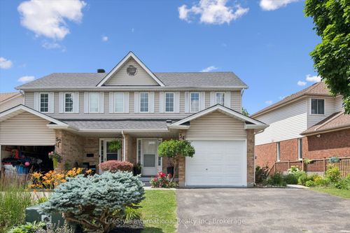 54 Chesterton Lane, Guelph, ON, N1E6S8 | Card Image