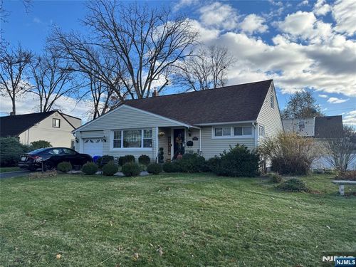 260 Greve Dr, New Milford, NJ, 07646-2328 | Card Image