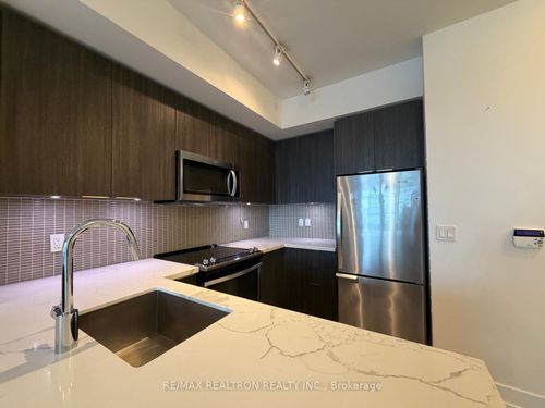 2605-20 Shore Breeze Dr, Etobicoke, ON, M8V0C7 | Card Image