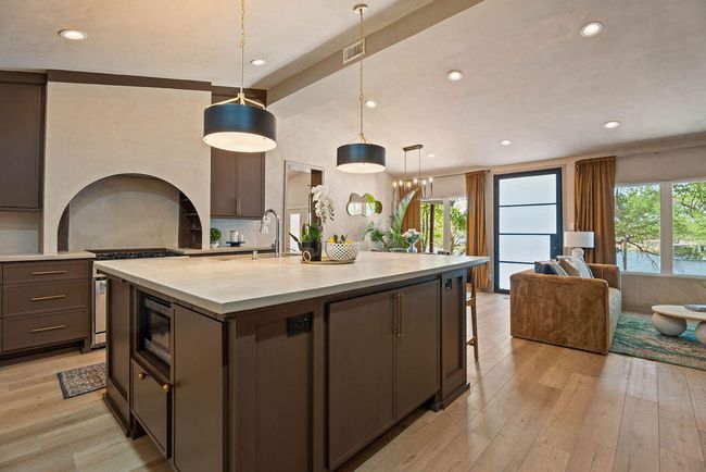 616 Comanche Dr, House other with 3 bedrooms, 2 bathrooms and null parking in Lubbock TX | Image 9