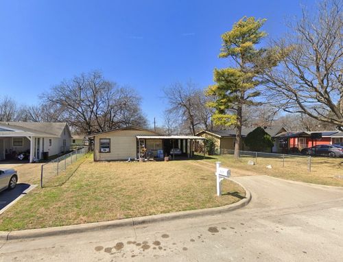 321 Norwich Ln, Mesquite, TX, 75149-3517 | Card Image
