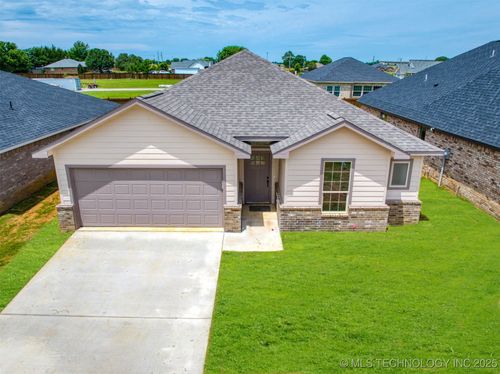 1193 Wild Indigo Cir, Calera, OK, 74730-1530 | Card Image