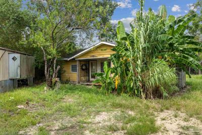 465 Hazzard Ln, House other with 8 bedrooms, 4 bathrooms and null parking in Cantonment FL | Image 1