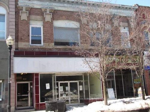 956 2nd Avenue E, Owen Sound, ON, N4K2H6 | Card Image