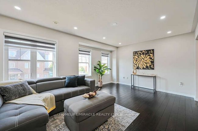 43 Ariel Rd, House attached with 4 bedrooms, 4 bathrooms and 1 parking in Brampton ON | Image 26