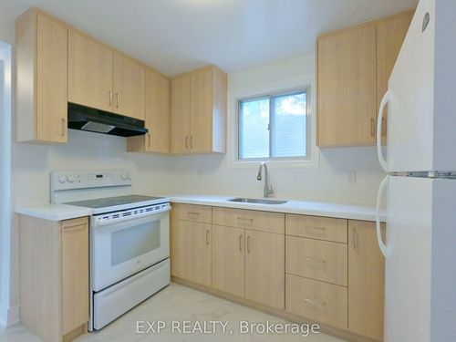 main-lv-101 Roseview Ave, Richmond Hill, ON, L4C1C6 | Card Image