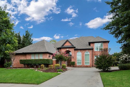 2912 Meadow Glen Dr, Flower Mound, TX, 75022-8417 | Card Image