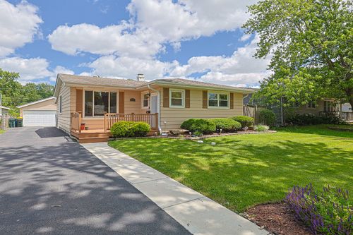 3910 Eagle Ln, Rolling Meadows, IL, 60008-2924 | Card Image